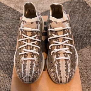Yeezy 380 Boost in Pyrite. Worn once. Size 11